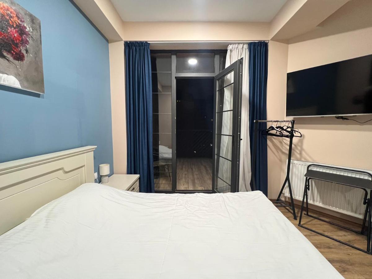Hotel Sky Room Tbilisi Buitenkant foto