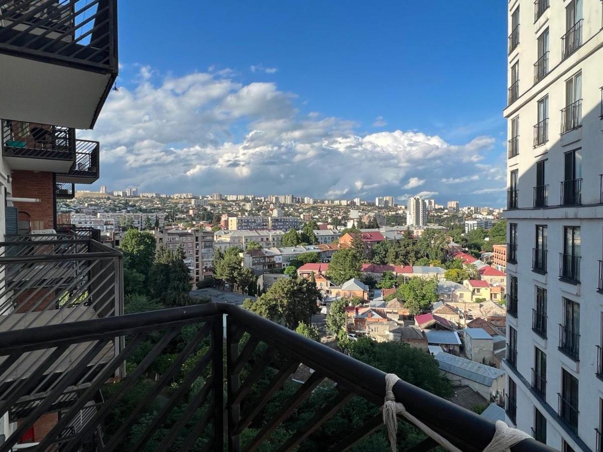 Hotel Sky Room Tbilisi Buitenkant foto